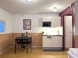 2Home Hotel Apartments