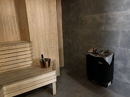 2Home Hotel Apartments