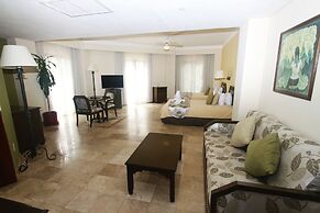 Hotel Los Itzaes by 5th av