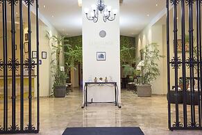 Hotel Los Itzaes by 5th av