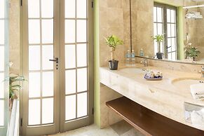 Hotel Los Itzaes by 5th av