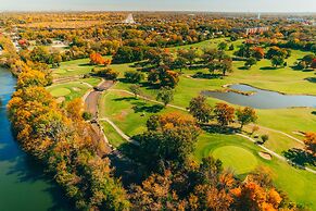 Eaglewood Resort and Spa
