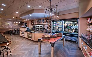 Eaglewood Resort and Spa