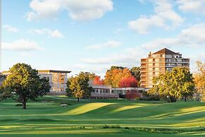 Eaglewood Resort and Spa