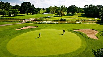 Eaglewood Resort and Spa