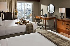 Eaglewood Resort and Spa
