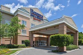 Fairfield Inn & Suites Charleston North/University Area