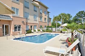 Fairfield Inn & Suites Charleston North/University Area