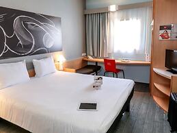 ibis Orange Sud