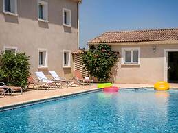 ibis Orange Sud