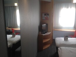 ibis Orange Sud