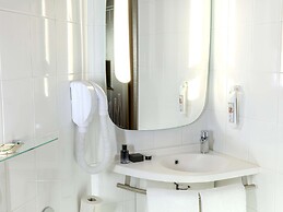 ibis Orange Sud