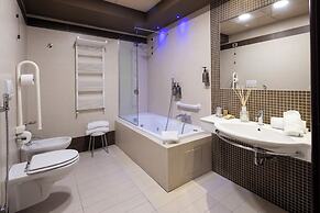 voco Parma Congressi by IHG