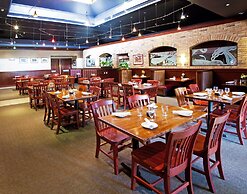 Holiday Inn Chantilly-Dulles Expo Center by IHG