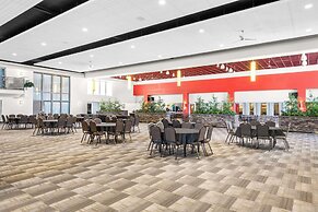 Quality Inn & Suites Columbus