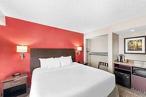 Quality Inn & Suites Columbus