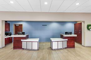 Quality Inn & Suites Columbus