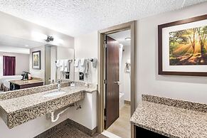 Quality Inn & Suites Columbus