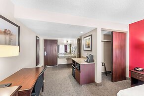 Quality Inn & Suites Columbus
