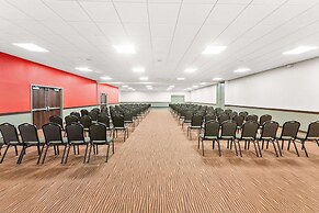 Quality Inn & Suites Columbus