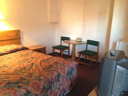 National 9 Inn Sand Canyon