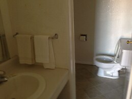 National 9 Inn Sand Canyon