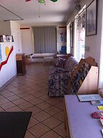 National 9 Inn Sand Canyon