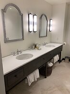 Hotel Valencia Riverwalk