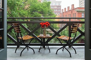 Hotel Valencia Riverwalk