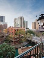 Hotel Valencia Riverwalk