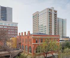 Hotel Valencia Riverwalk