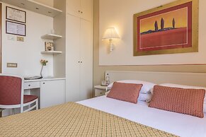 RELAIS SANTA CHIARA - TUSCANY CHARME
