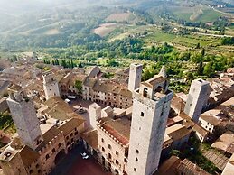 RELAIS SANTA CHIARA - TUSCANY CHARME