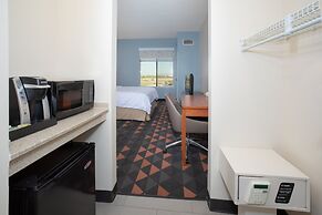 Holiday Inn & Suites Goodyear - West Phoenix Area by IHG
