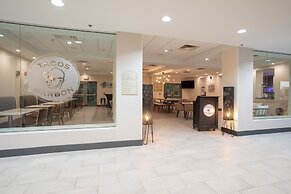 Holiday Inn & Suites Goodyear - West Phoenix Area by IHG