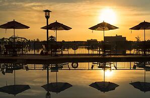 Ramada Plaza Resort & Suites by Wyndham Orlando Intl Drive