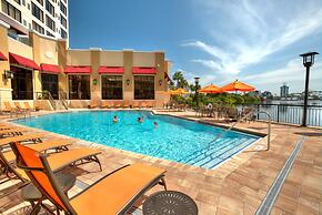 Ramada Plaza Resort & Suites by Wyndham Orlando Intl Drive