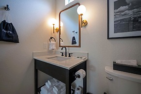 Bodega Coast Inn And Suites