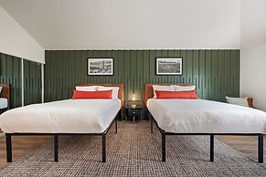 Bodega Coast Inn And Suites