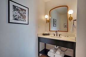 Bodega Coast Inn And Suites