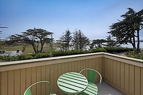 Bodega Coast Inn And Suites