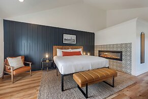 Bodega Coast Inn And Suites