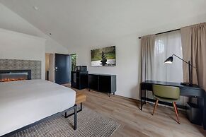 Bodega Coast Inn And Suites