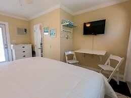 Haley's at The Anna Maria Island Inn