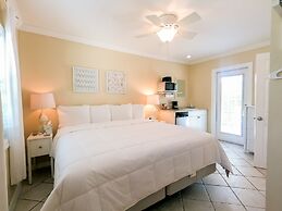 Haley's at The Anna Maria Island Inn