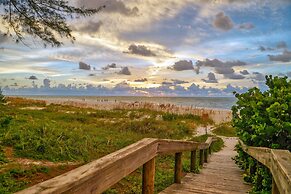 Haley's at The Anna Maria Island Inn