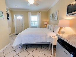 Haley's at The Anna Maria Island Inn