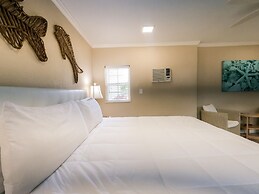 Haley's at The Anna Maria Island Inn