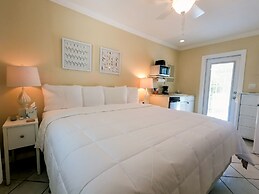 Haley's at The Anna Maria Island Inn