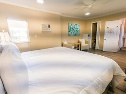 Haley's at The Anna Maria Island Inn